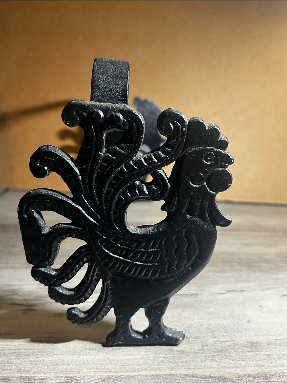 Vintage Rooster Paper Towel Holder